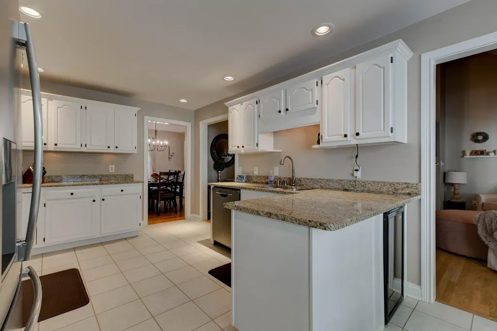 207 Hibiscus Lane Winchester KY 40391