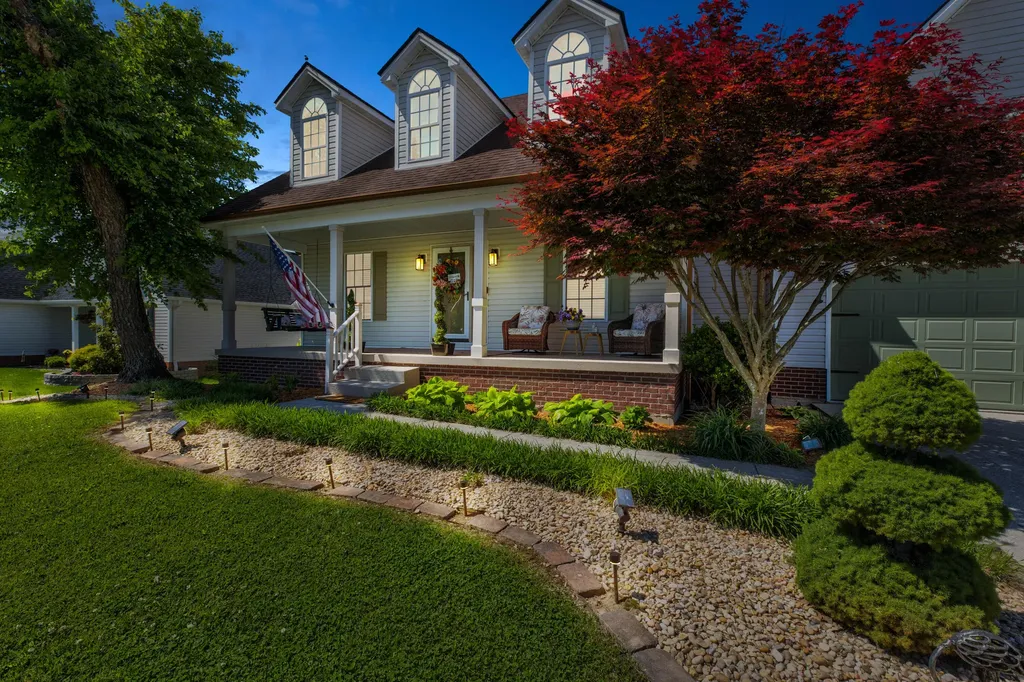 207 Hibiscus Lane Winchester KY 40391