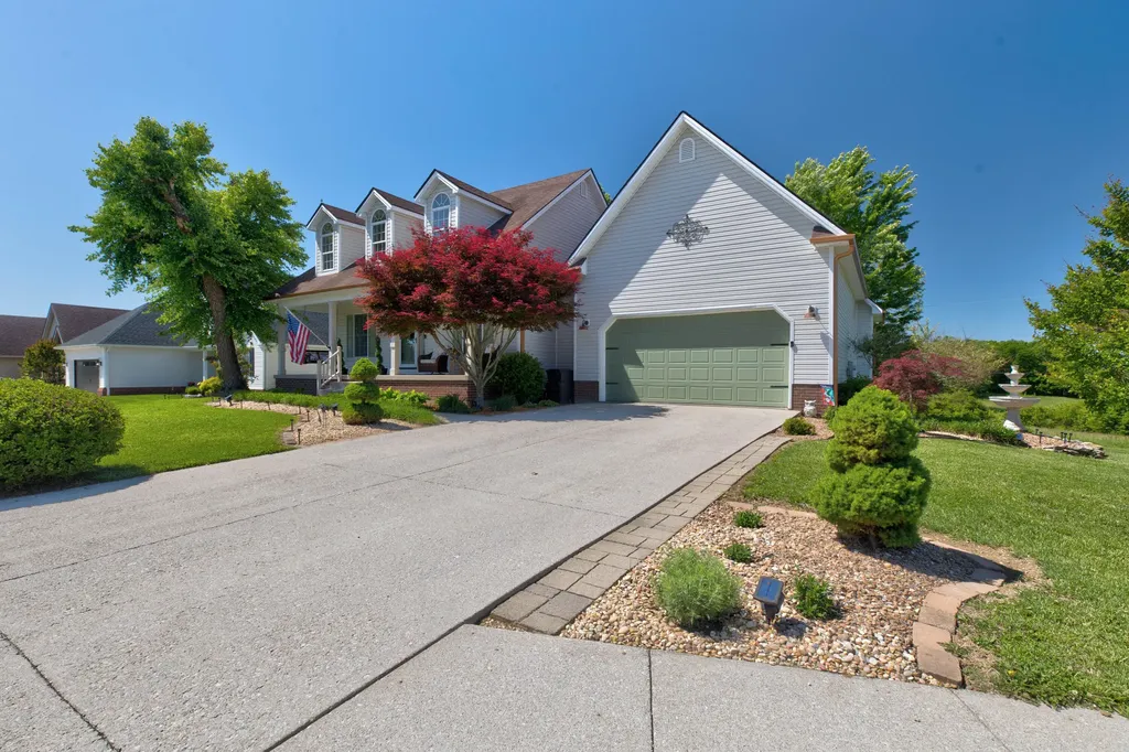 207 Hibiscus Lane Winchester KY 40391