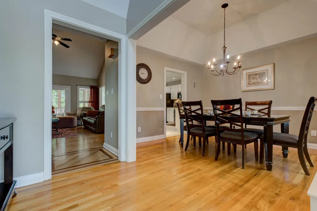 207 Hibiscus Lane Winchester KY 40391