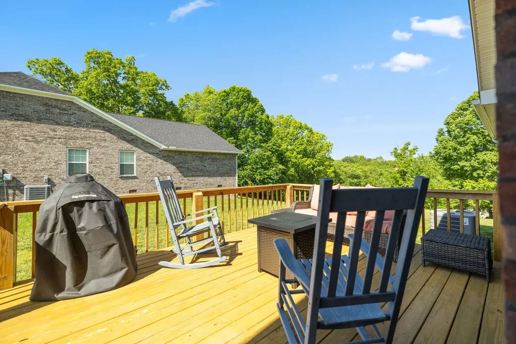 964 Mcwhorter Road London KY 40741