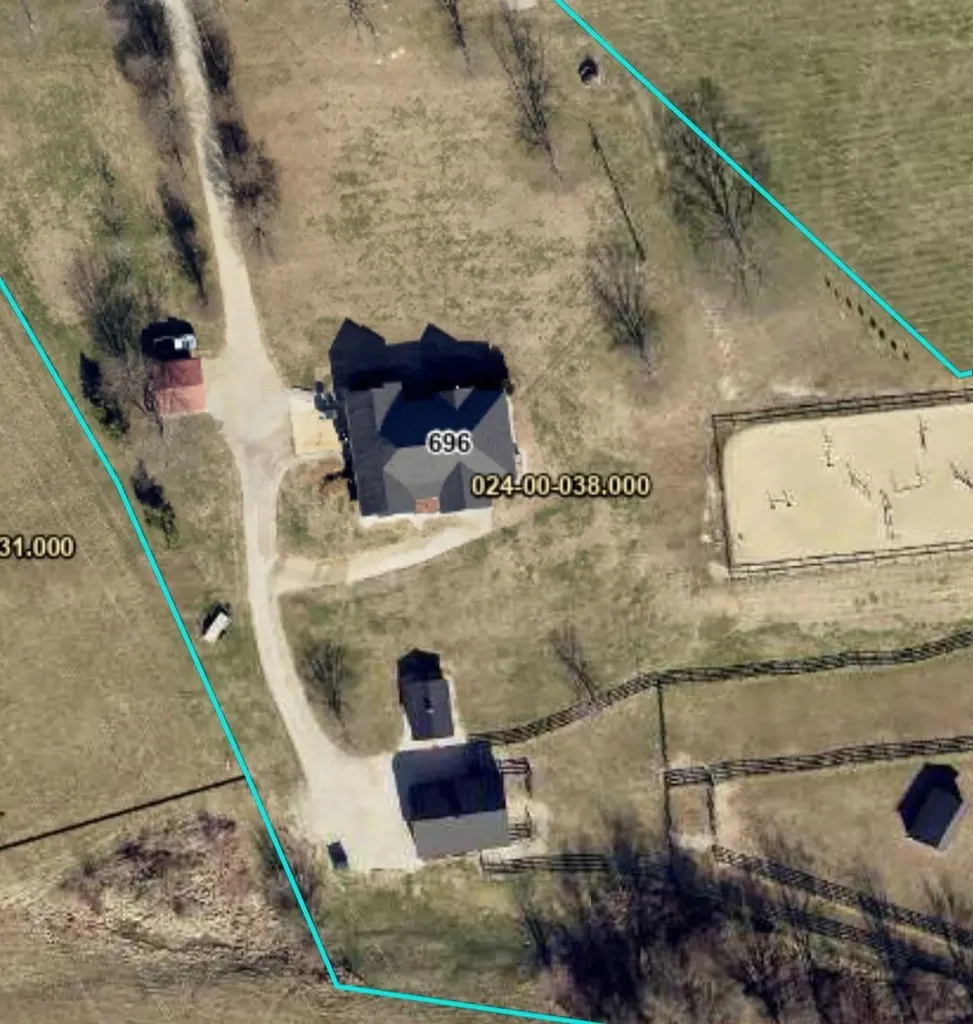 696 Pea Ridge Road Stamping Ground KY 40379