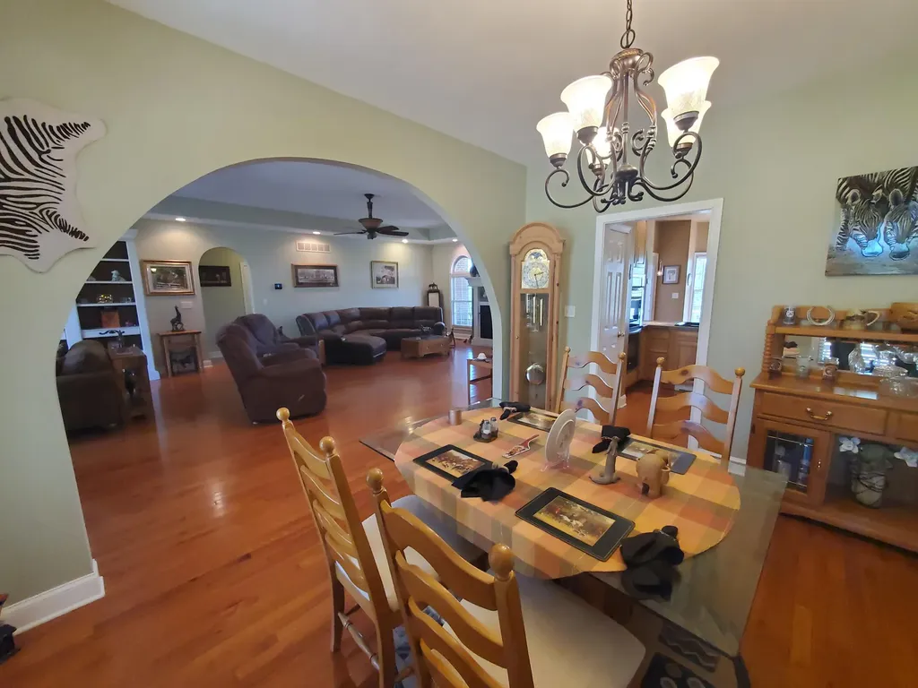 696 Pea Ridge Road Stamping Ground KY 40379