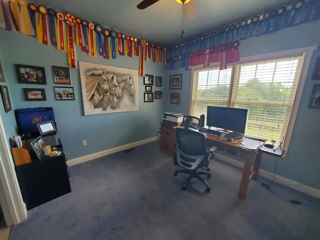 696 Pea Ridge Road Stamping Ground KY 40379