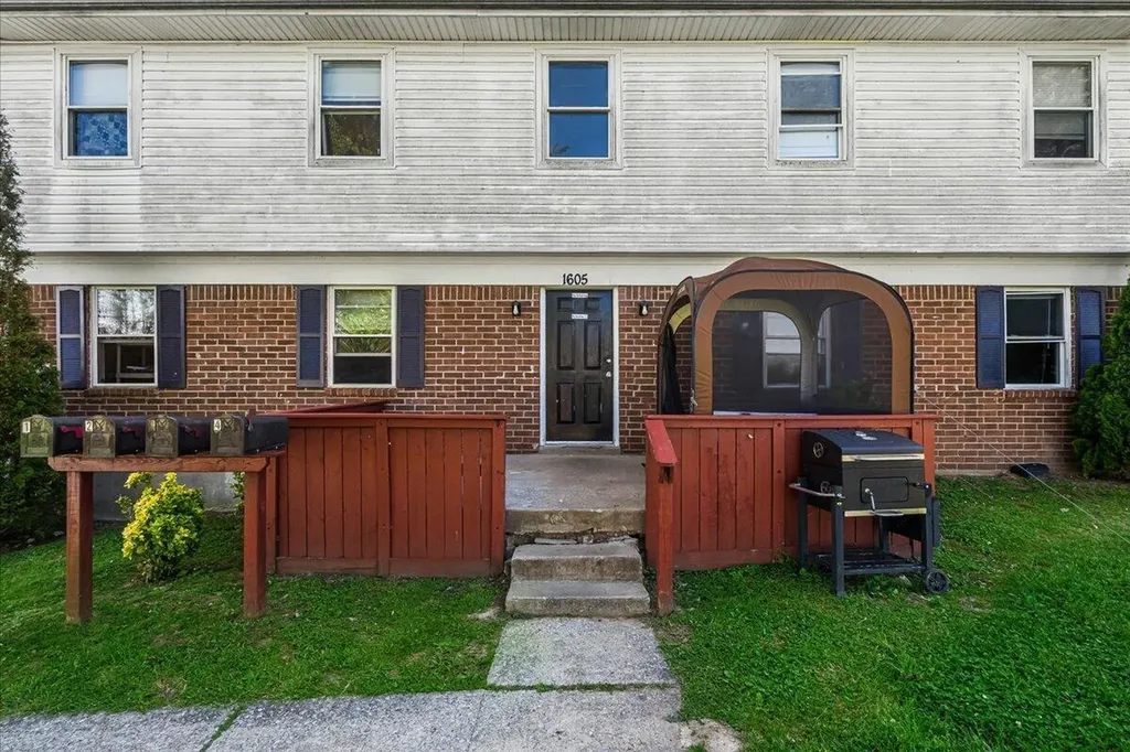 1605 Steadmantown Lane Frankfort KY 40601