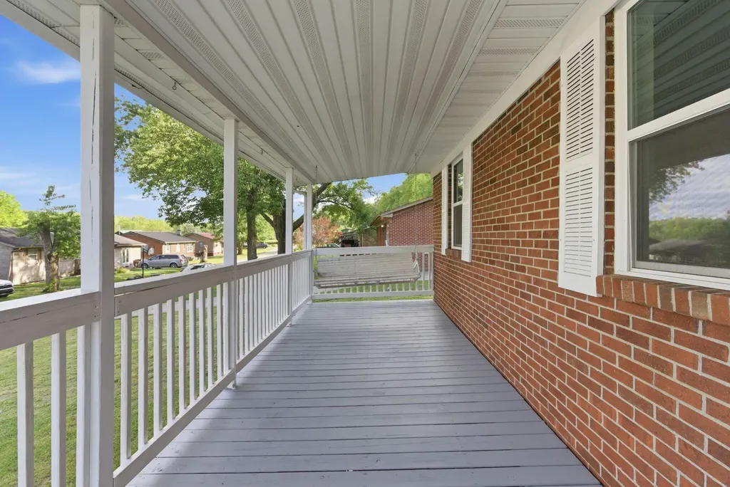 101 Holiday Hill Road Clay City KY 40312
