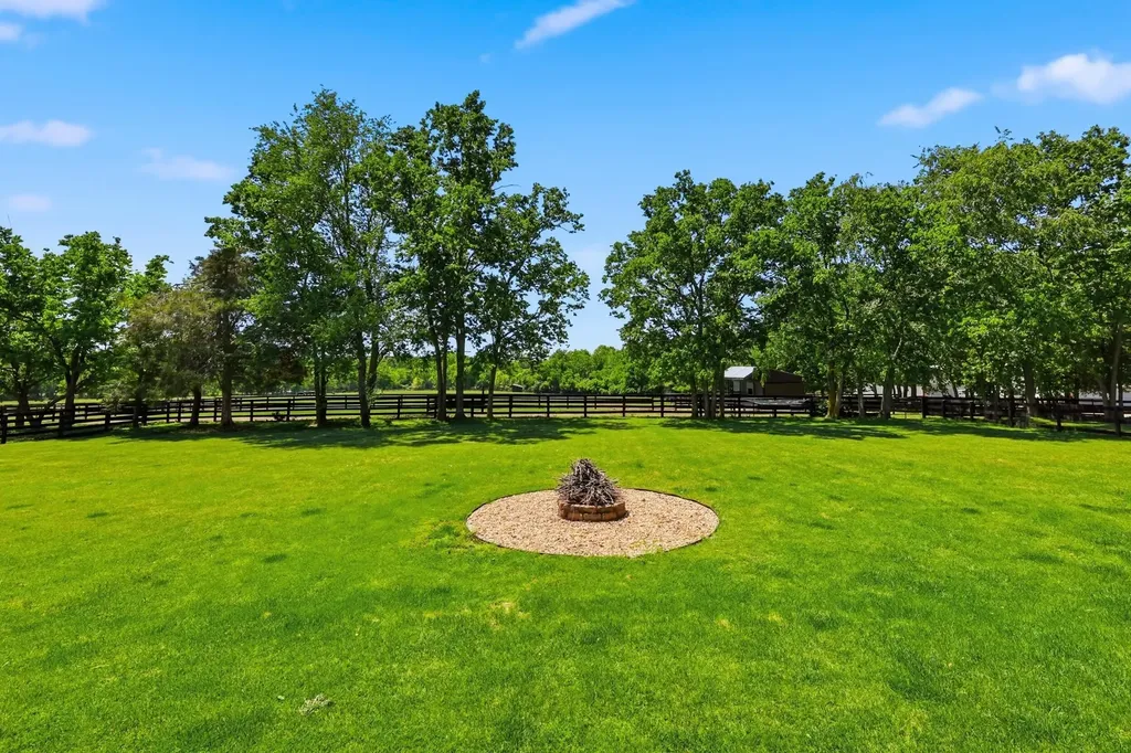 1300 Troy Road Wilmore KY 40390