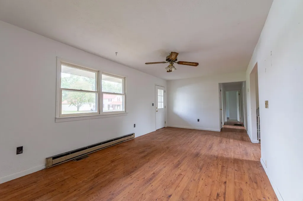 2122 State Highway 1651 Stearns KY 42647