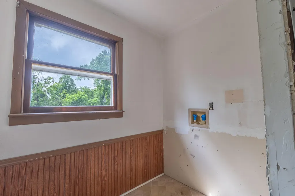 2122 State Highway 1651 Stearns KY 42647