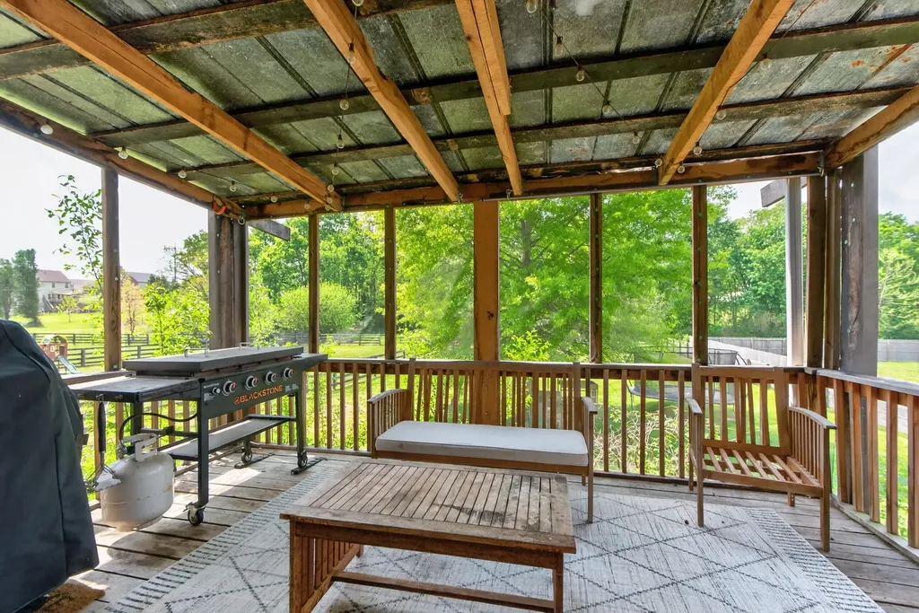 178 Old Post Road Paris KY 40361