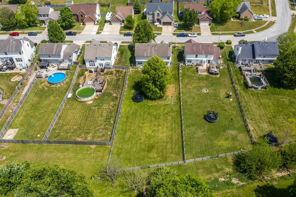 178 Old Post Road Paris KY 40361