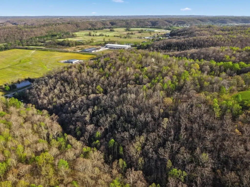 376 Shugars Hill Road Liberty KY 42539
