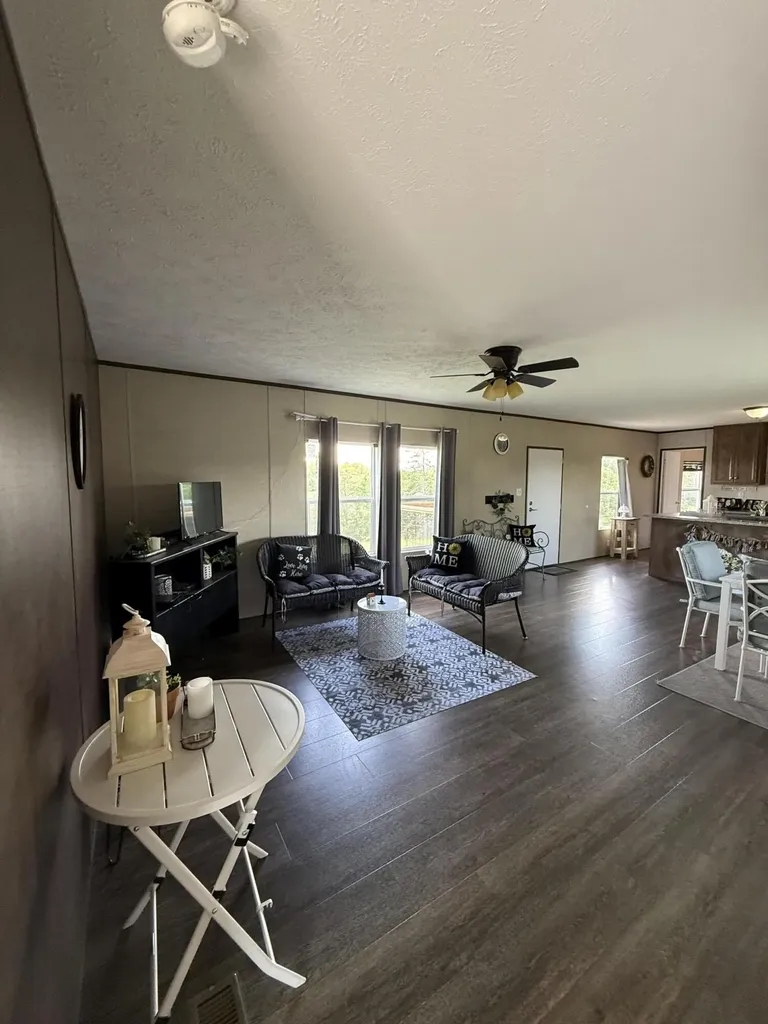 8680 Highway 196 Nancy KY 42544