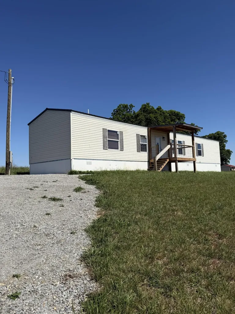 8680 Highway 196 Nancy KY 42544