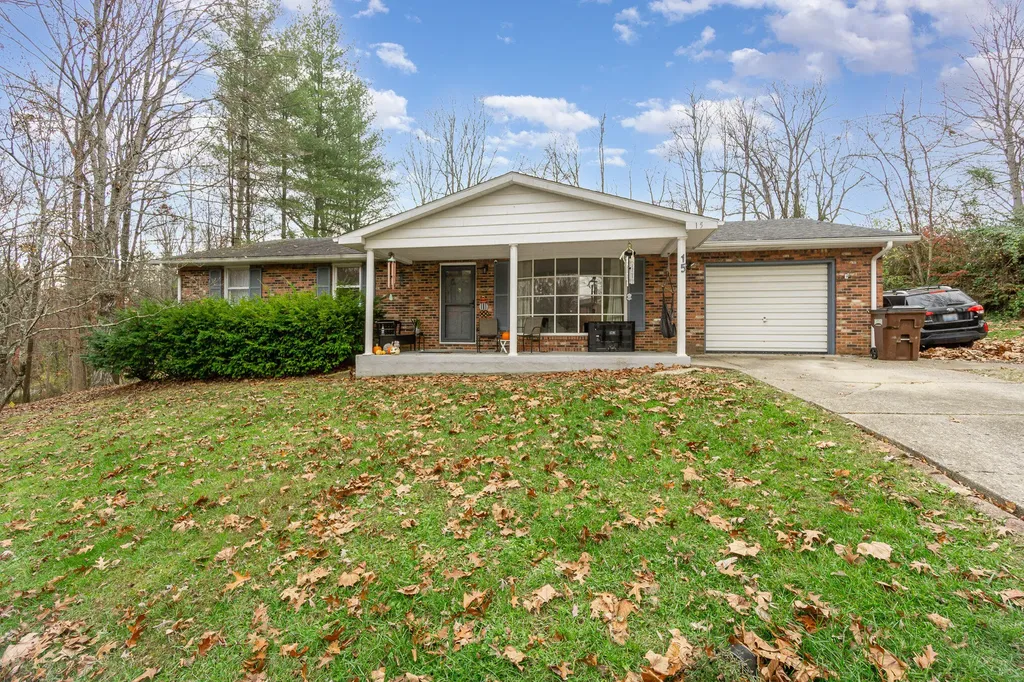 15 Oakwood Court Carrolton KY 41008