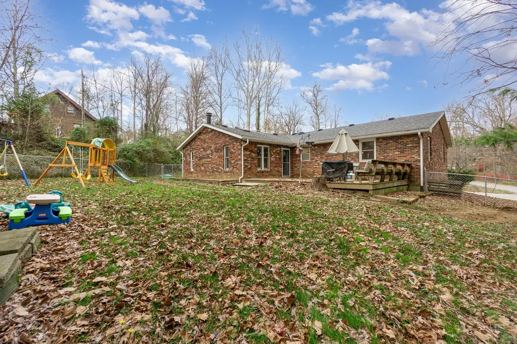 15 Oakwood Court Carrolton KY 41008