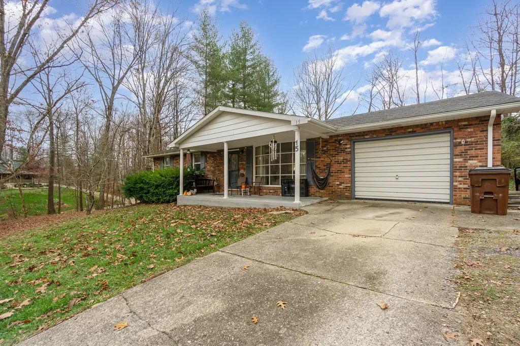 15 Oakwood Court Carrolton KY 41008