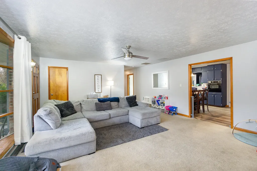 15 Oakwood Court Carrolton KY 41008