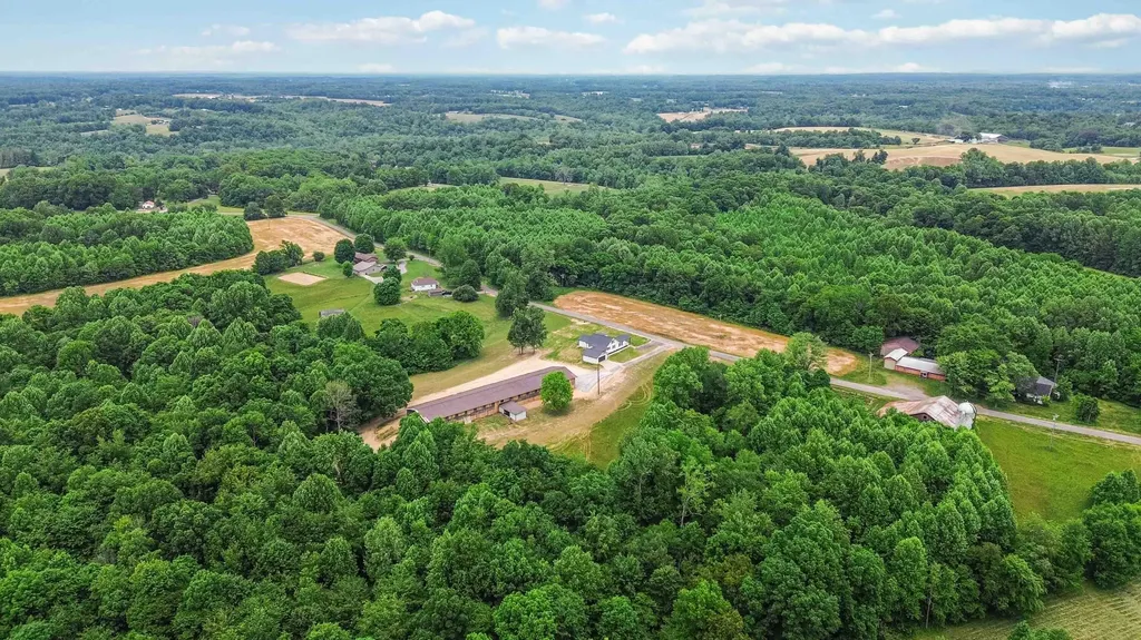 2913 Gentry Mill Road Russell Springs KY 42642