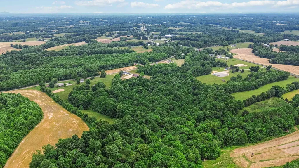 2913 Gentry Mill Road Russell Springs KY 42642