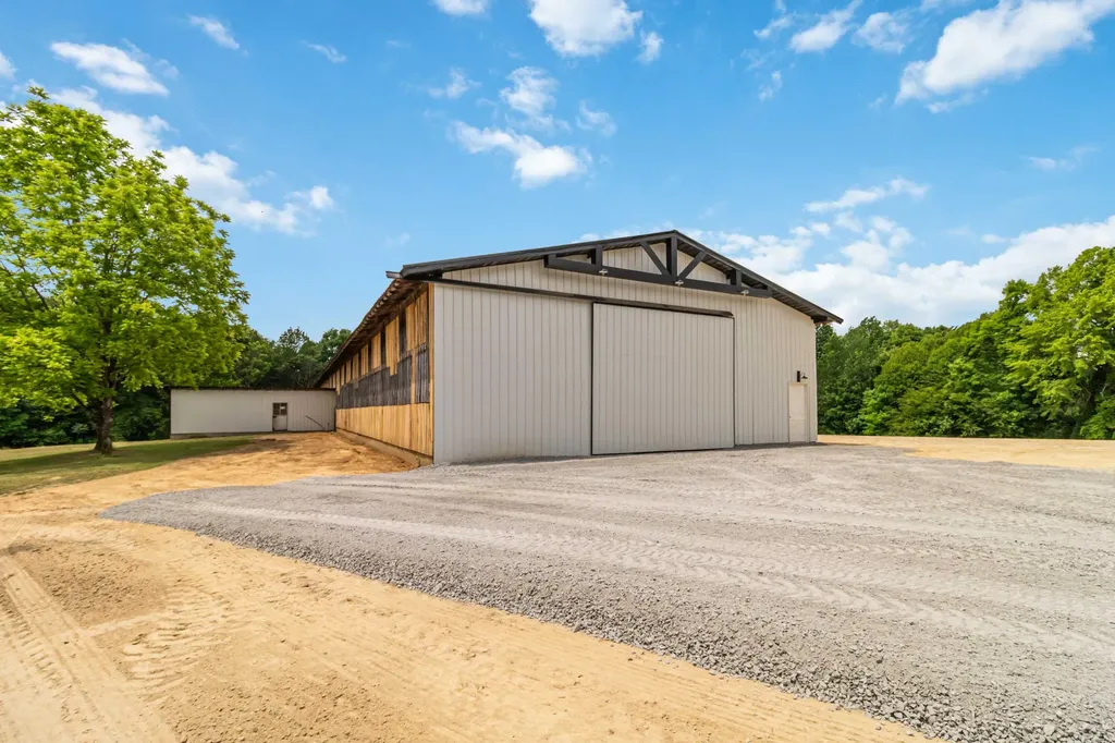 2913 Gentry Mill Road Russell Springs KY 42642