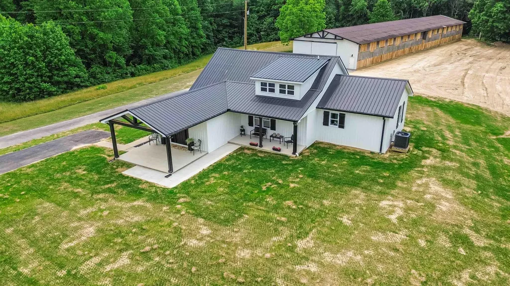 2913 Gentry Mill Road Russell Springs KY 42642