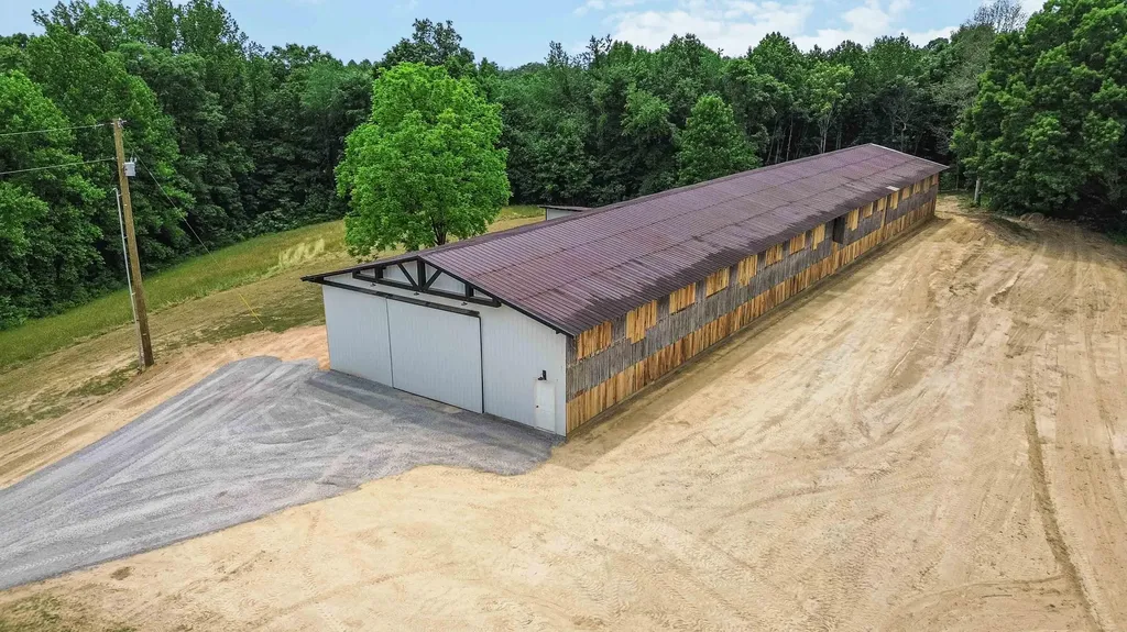 2913 Gentry Mill Road Russell Springs KY 42642