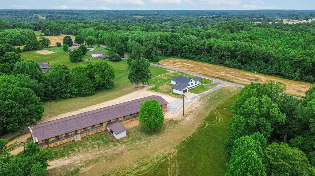 2913 Gentry Mill Road Russell Springs KY 42642