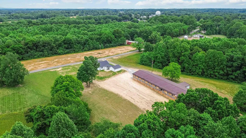 2913 Gentry Mill Road Russell Springs KY 42642