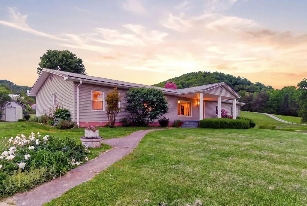 1392 Watson Road Hillsboro KY 41049