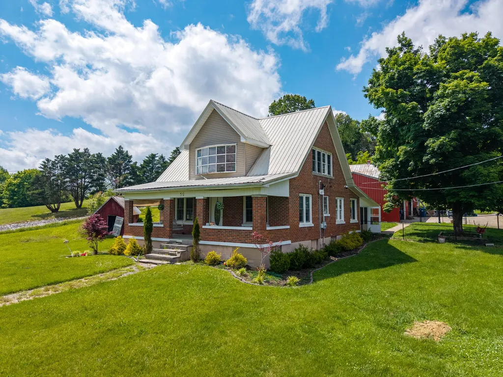 52 Wilson Loop Science Hill KY 42553