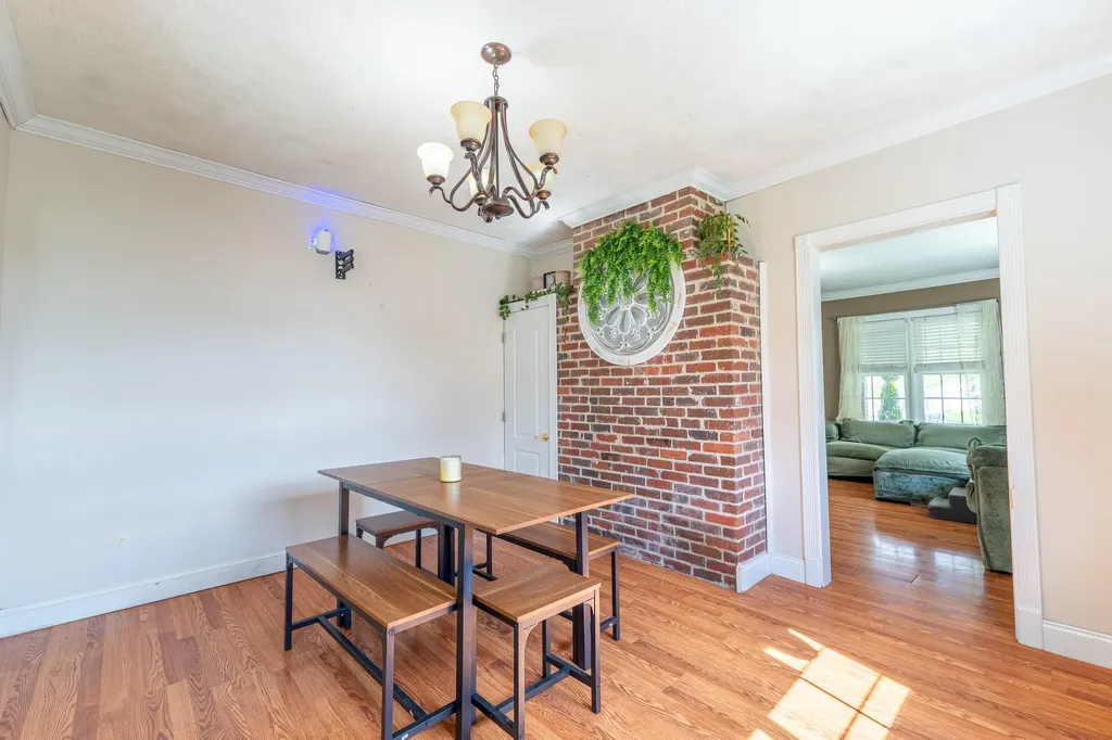 52 Wilson Loop Science Hill KY 42553