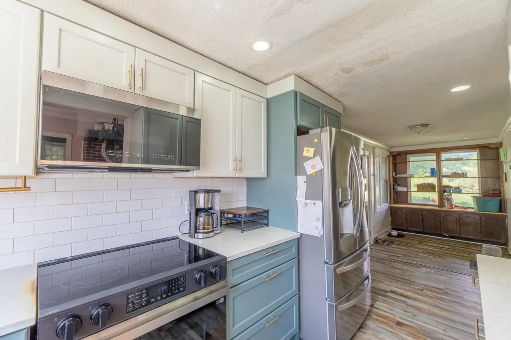 52 Wilson Loop Science Hill KY 42553