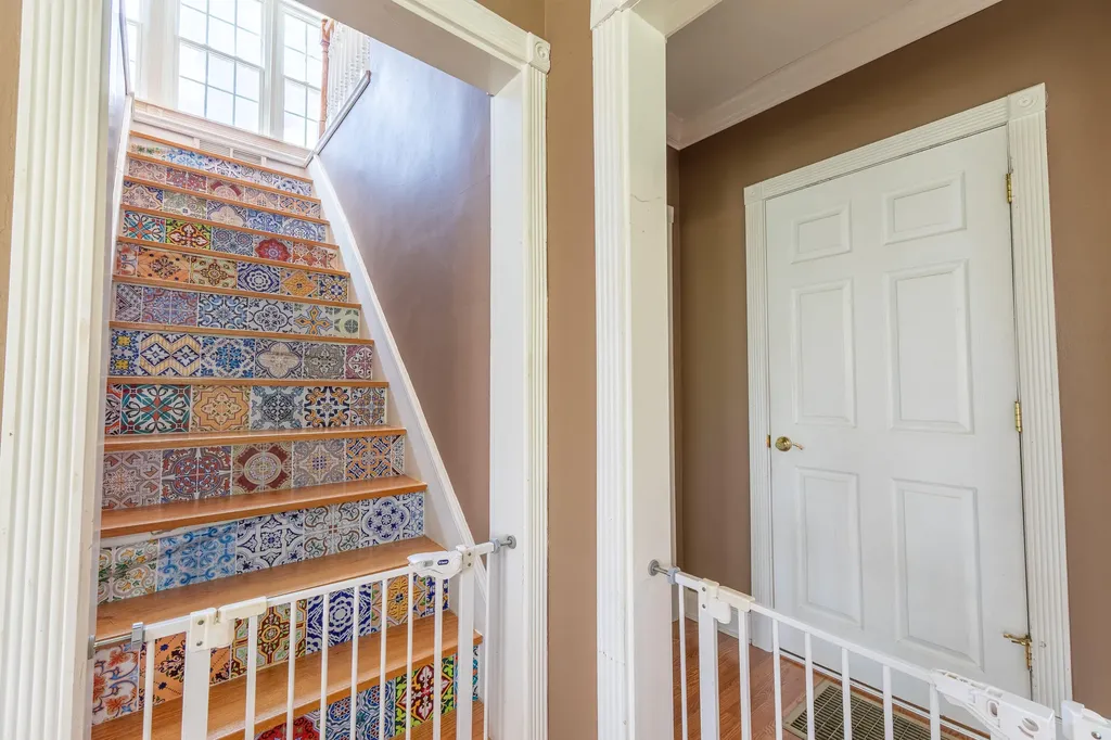 52 Wilson Loop Science Hill KY 42553