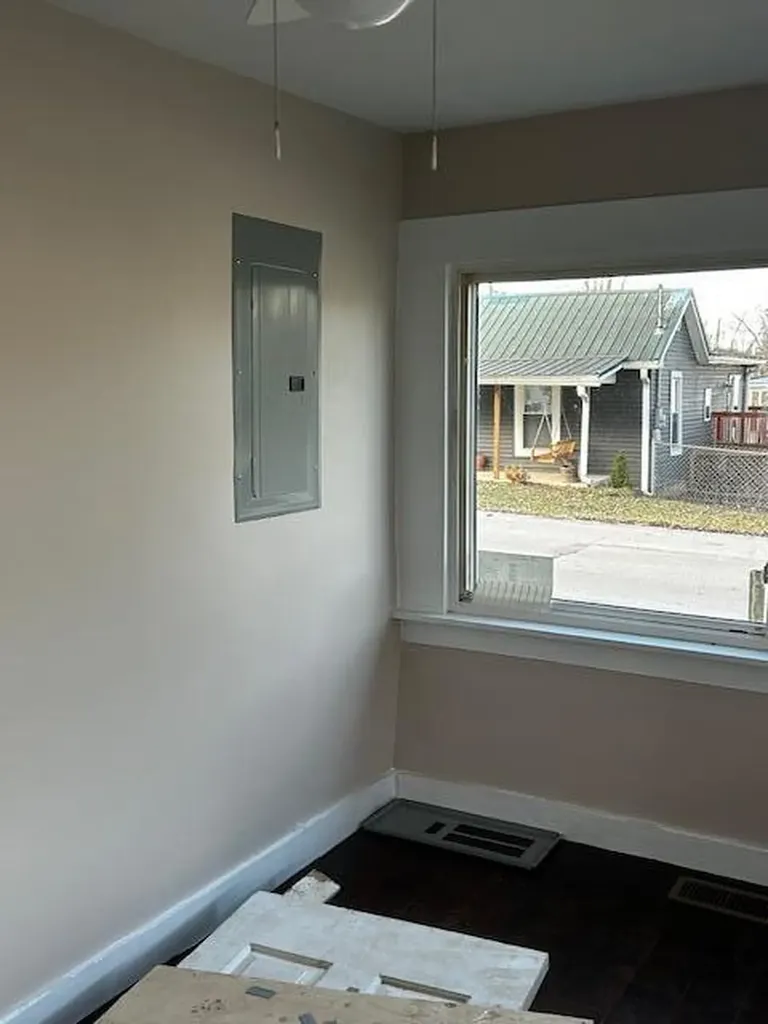 209 Huffaker Avenue Somerset KY 42503