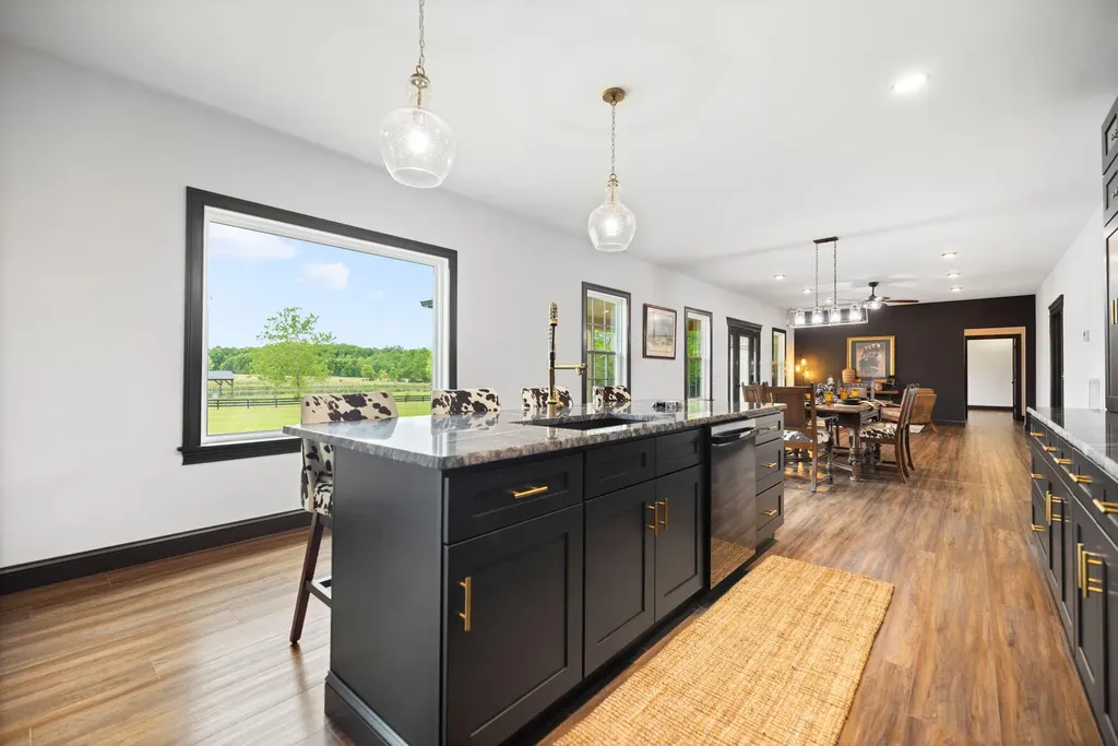 236 Whitaker Road Eubank KY 42567