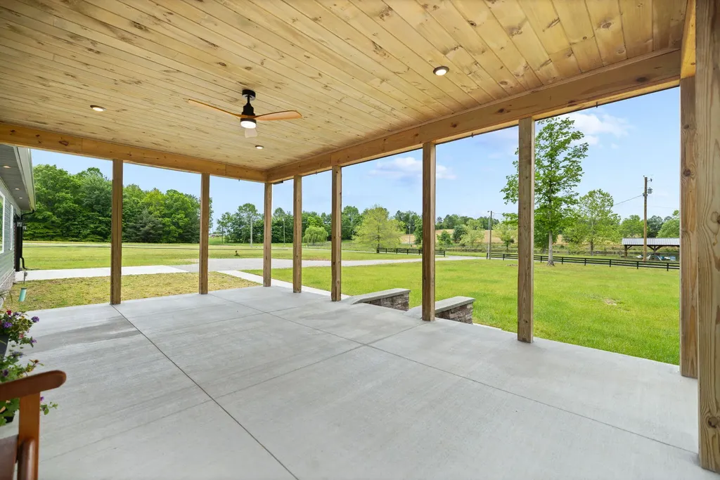 236 Whitaker Road Eubank KY 42567