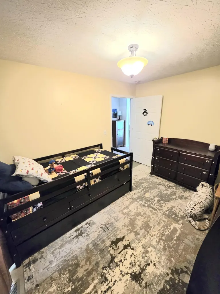 104 Evansdale Avenue Richmond KY 40475