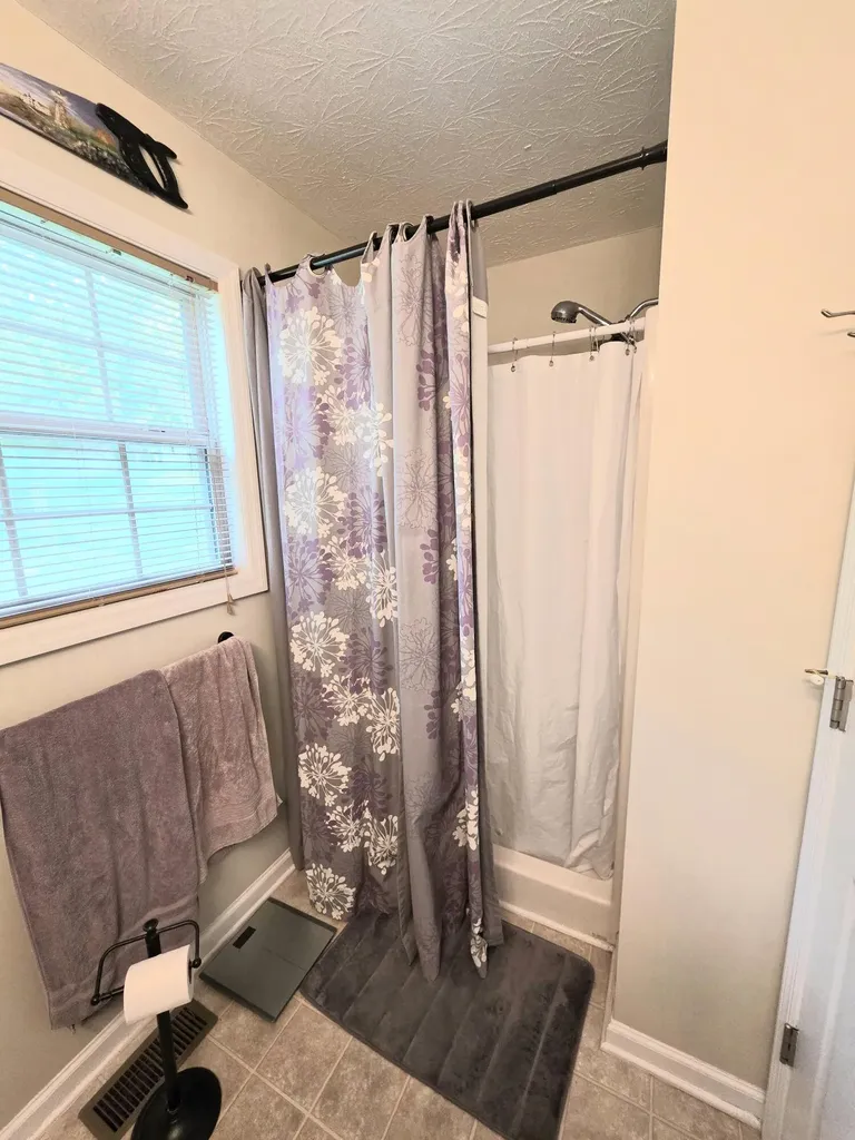 104 Evansdale Avenue Richmond KY 40475