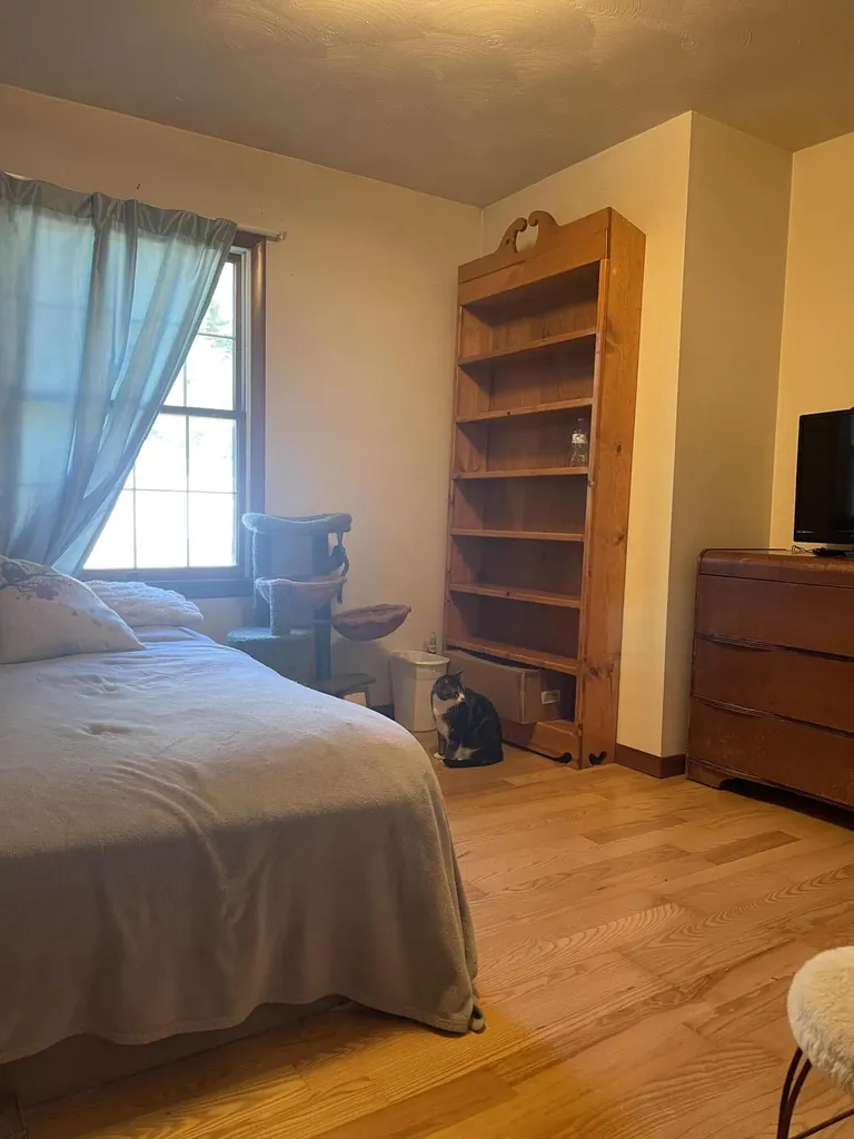 380 Daniels Creek Banner KY 41603