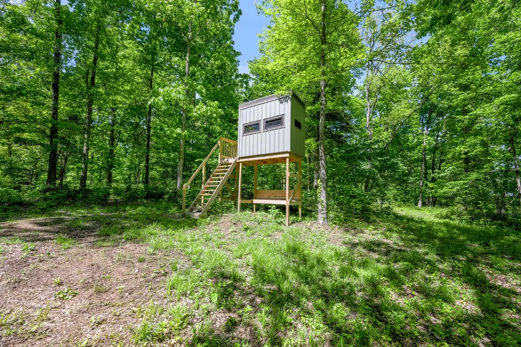 2700 Sulphur Lick Road Willisburg KY 40078