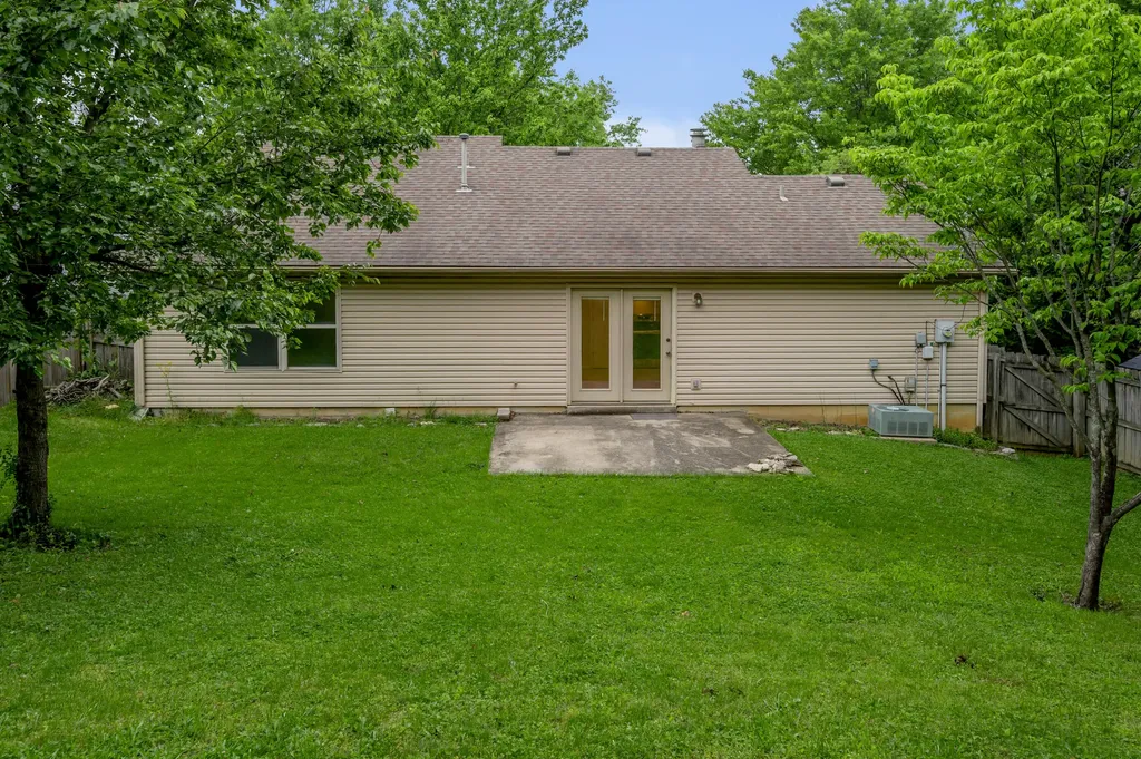 2347 Stonewood Lane Lexington KY 40509