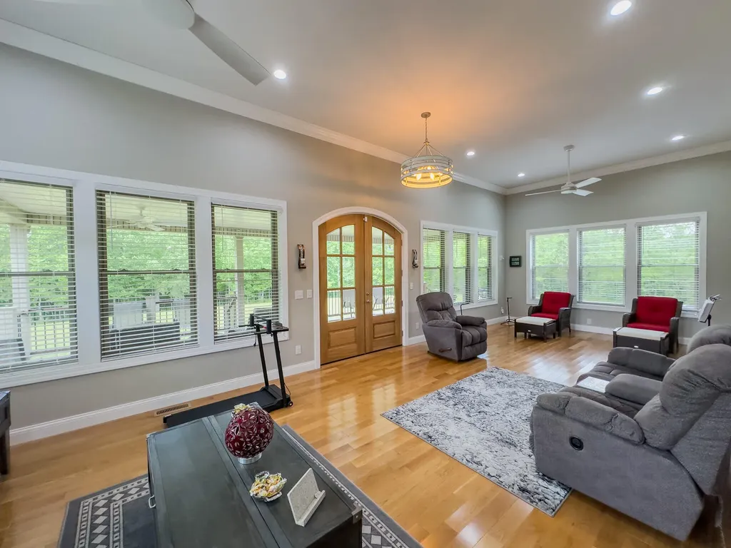 232 Clearview Road London KY 40741
