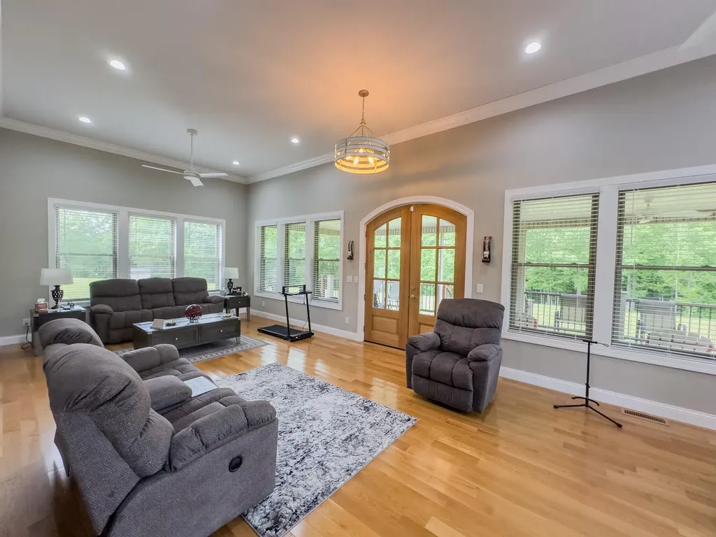 232 Clearview Road London KY 40741