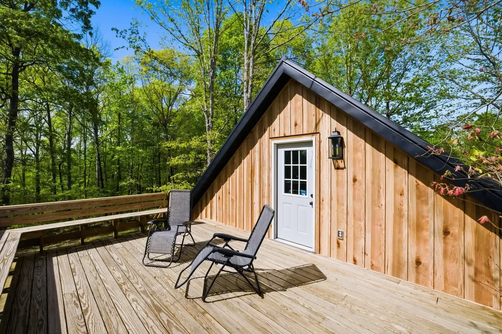 376 Shugars Hill Road Liberty KY 42539