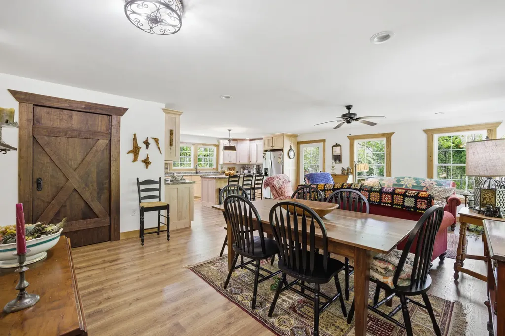 376 Shugars Hill Road Liberty KY 42539