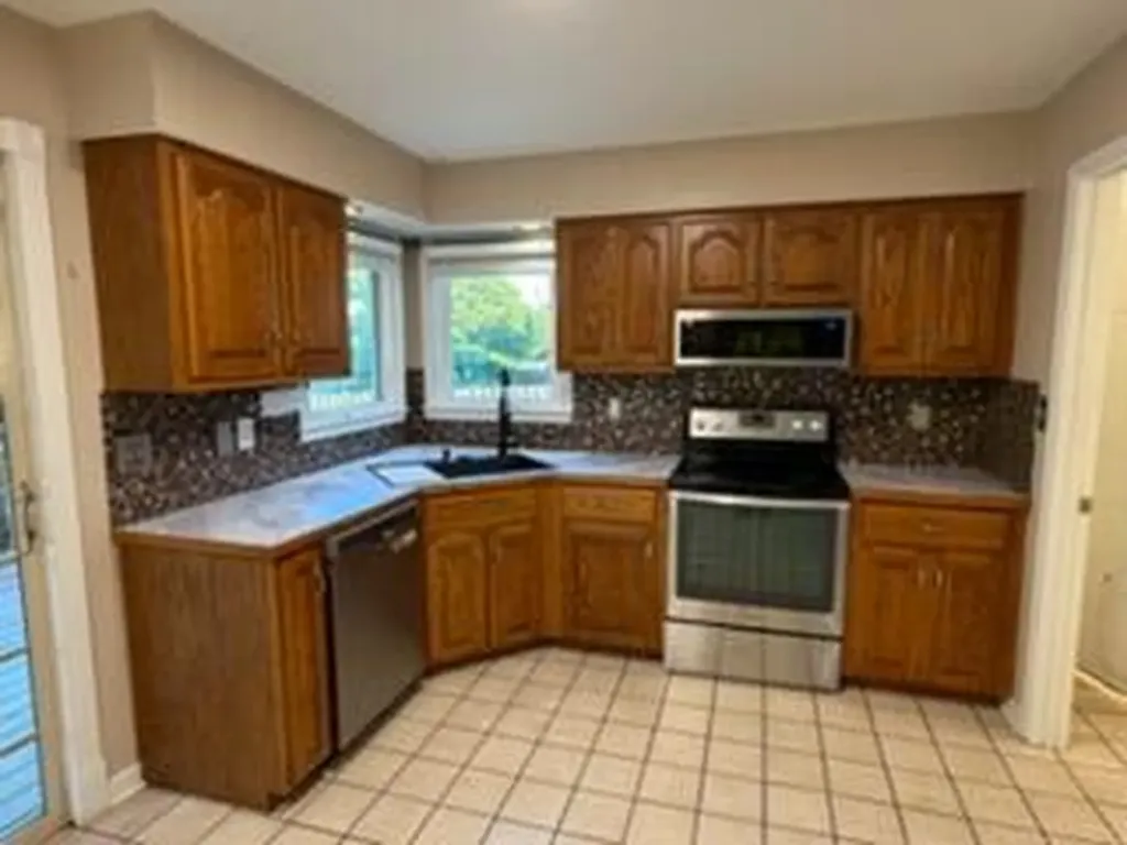 348 Colony Drive Versailles KY 40383