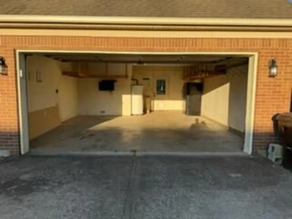 348 Colony Drive Versailles KY 40383
