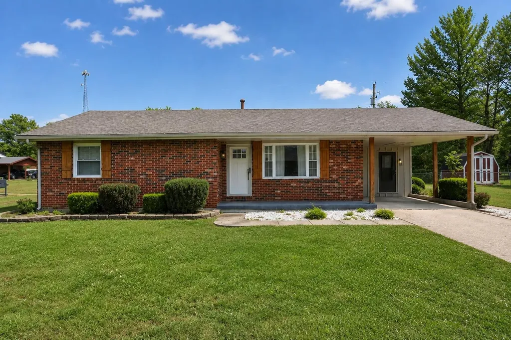 152 Roxanne Street Clearfield KY 40313