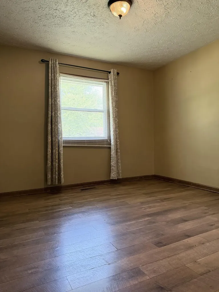 152 Roxanne Street Clearfield KY 40313